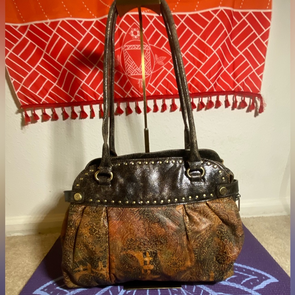 Authentic Donald J Pliner Leather Purse